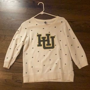sweatshirt